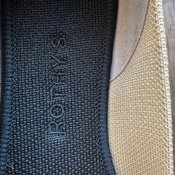 Rothy’s The Petal Square Size 8 — Beige Flats w/ Black Rosette New With Tags - Picture 4 of 7